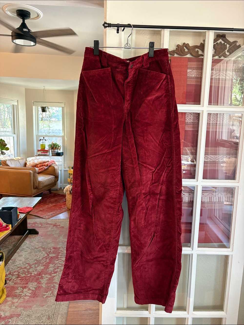 Madewell Emmett Wide Leg Pants in Corduroy (30 Tall/Garnet)